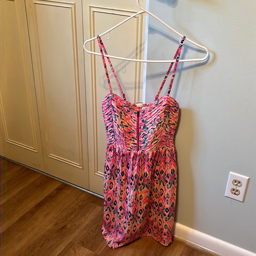 Adorable spaghetti strap Roxy dress